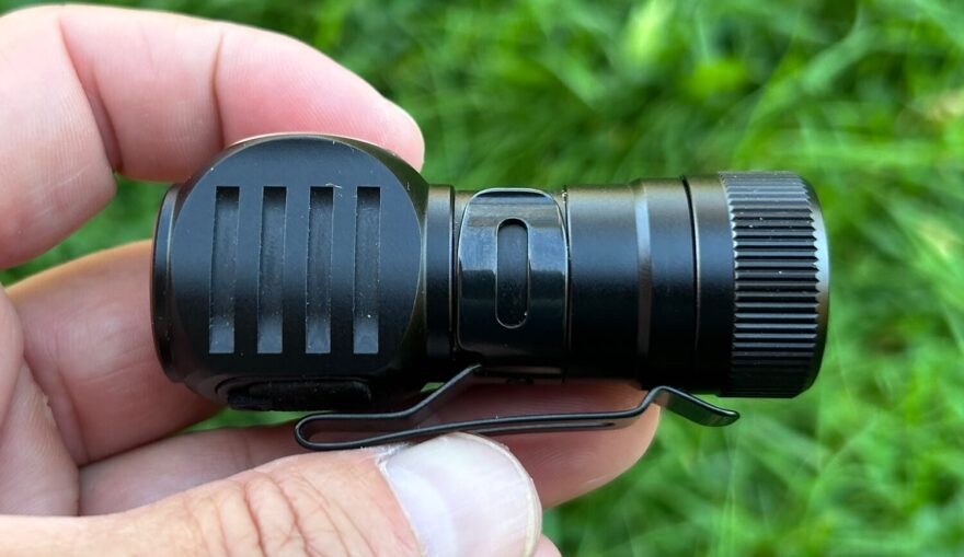 Spodní pohled na tělo Fenix HM53R Garnet