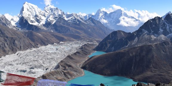 Trek přes 3 sedla kolem Everestu