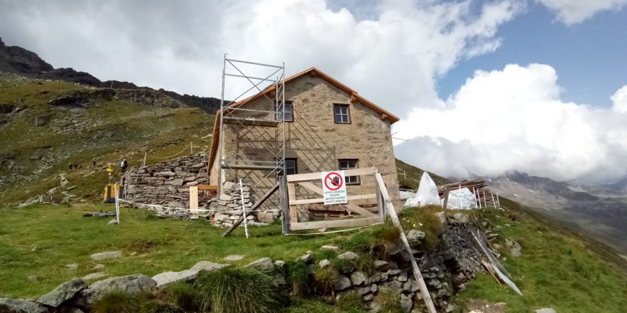 Alte Prager Hütte stav 2018