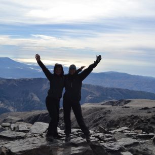 Výhled z Mulhacenu na jih k pobřeží Středozemního moře, Sierra Nevada, Andalusie, Španělsko.