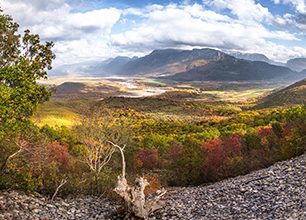 Trek přes hory k Dračímu jezeru v Řecku