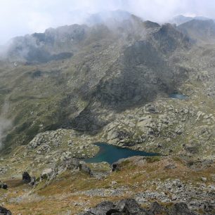 Pohled na kosovské Prokletije z Djeravice.