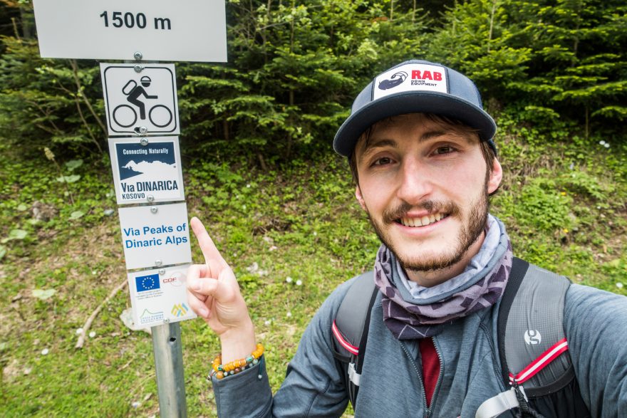 Václav Malinský na treku Via Dinarica.