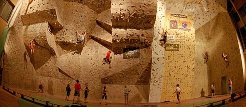 Přehled a základní charakteristika umělých lezeckých stěn v Jihomoravském kraji