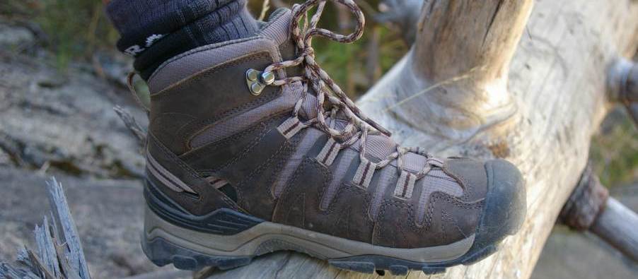 Test trekových bot Keen Gypsum Mid Lady. Lehčí trekovky, které nás nadchly