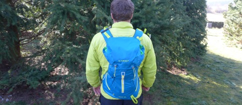 Chytře a směle na výlet – recenze batohu Loap Chitre