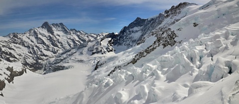 Outdoorová nadílka regionu Jungfrau: horské túry a pohoda u jezer na dohled Eigeru