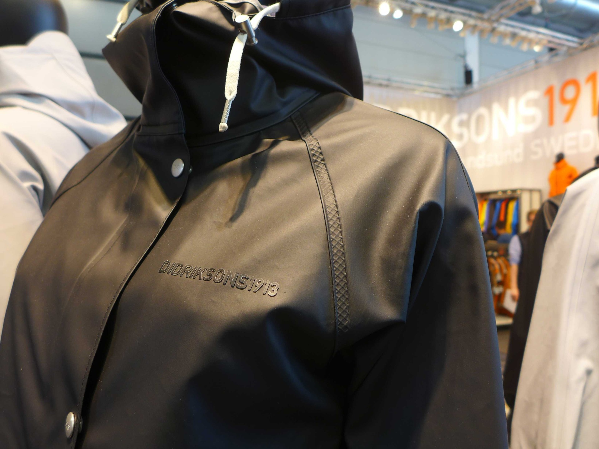 S novou kolekcí pogumovaných bund se deště bát opravdu nemusíte