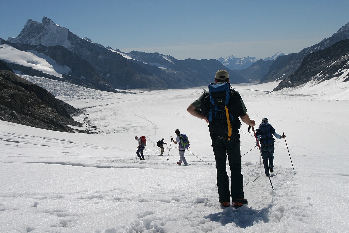 Lanové družstvo na ledovci Aletsch, Švýcarsko