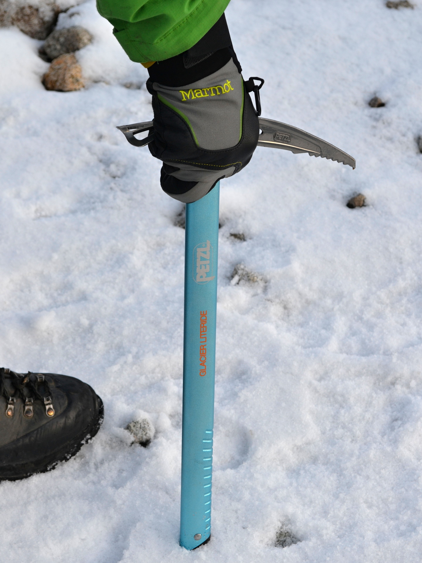 Cepín je svou vahou vhodný zejména pro freeridery a skialpinisty.