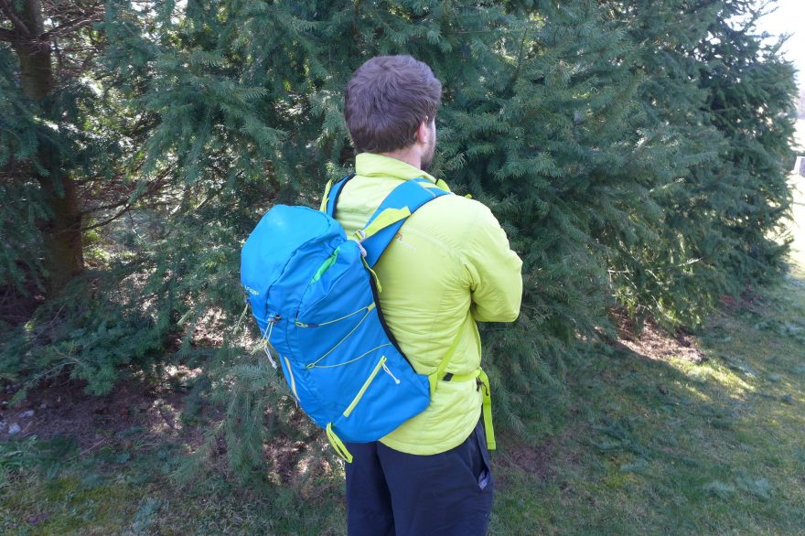 Zádový systém a ramenní popruhy jsou pohodlné