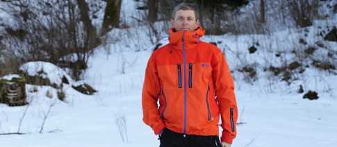 Štít pro horní partie - recenze bundy Kilpi Hastar