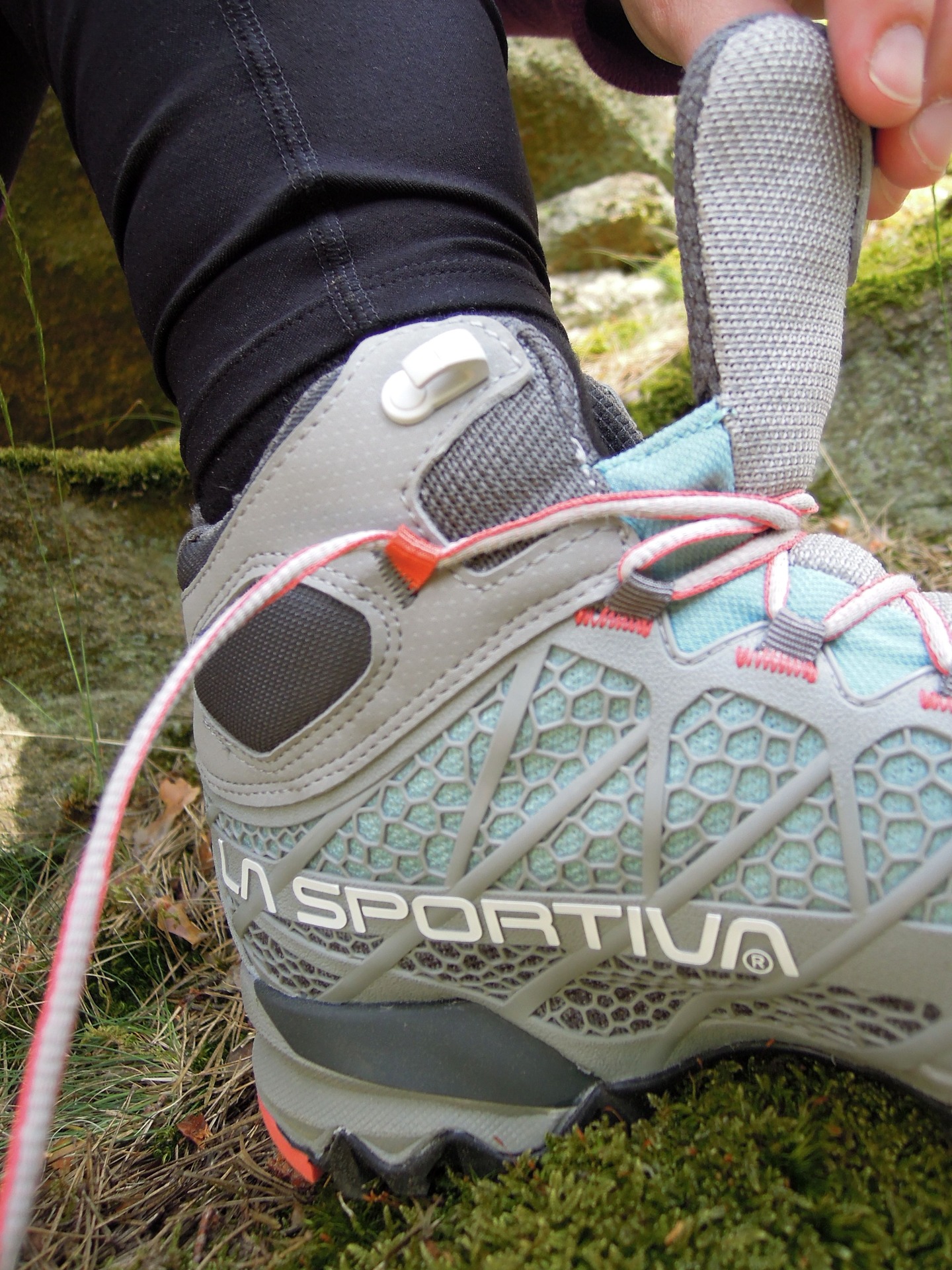 Goretexová membrána je vytažena až do míst, než do bot začne téct 