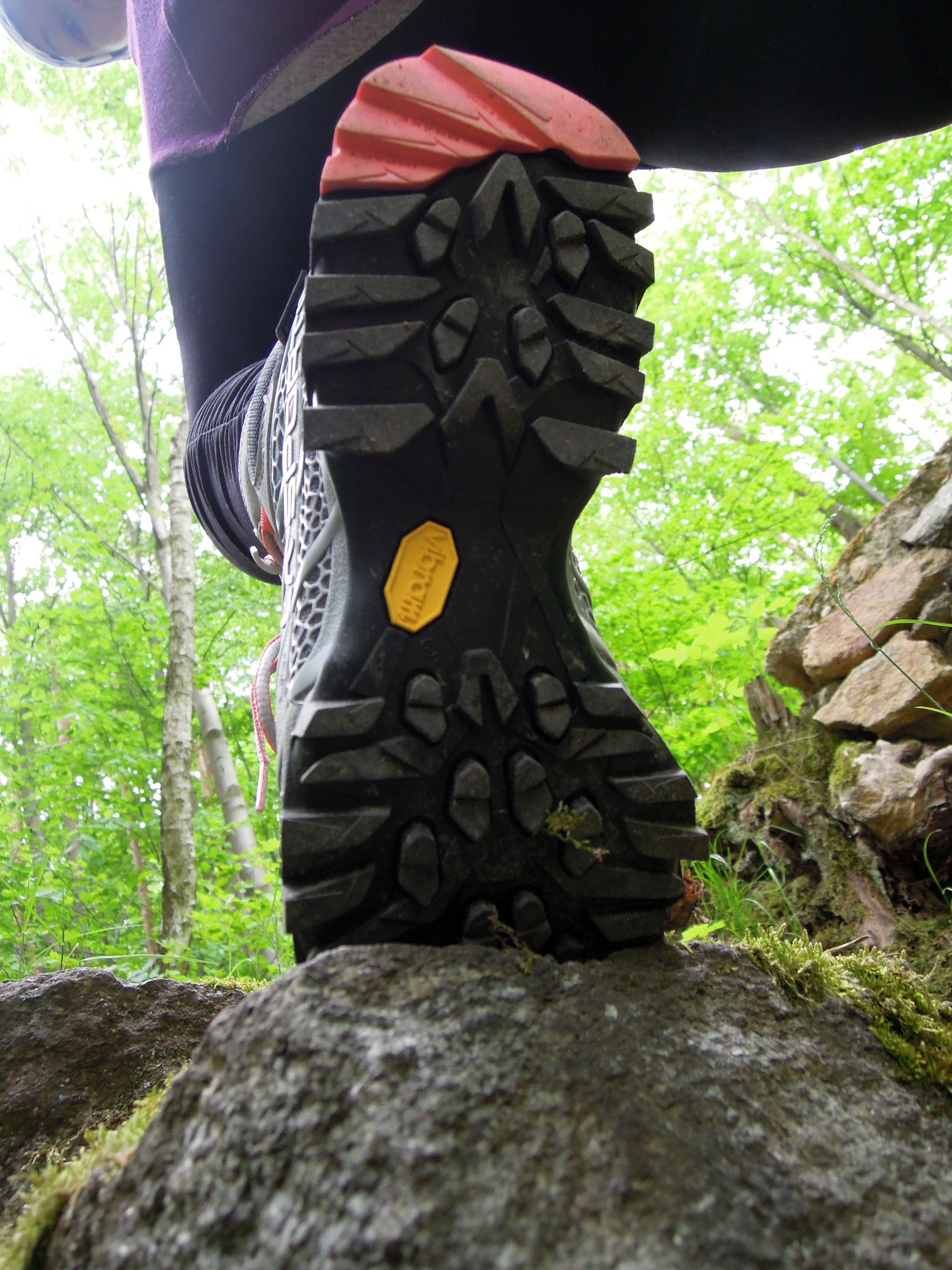 Výrobce La Sportiva tradičně sází na Vibram podešve