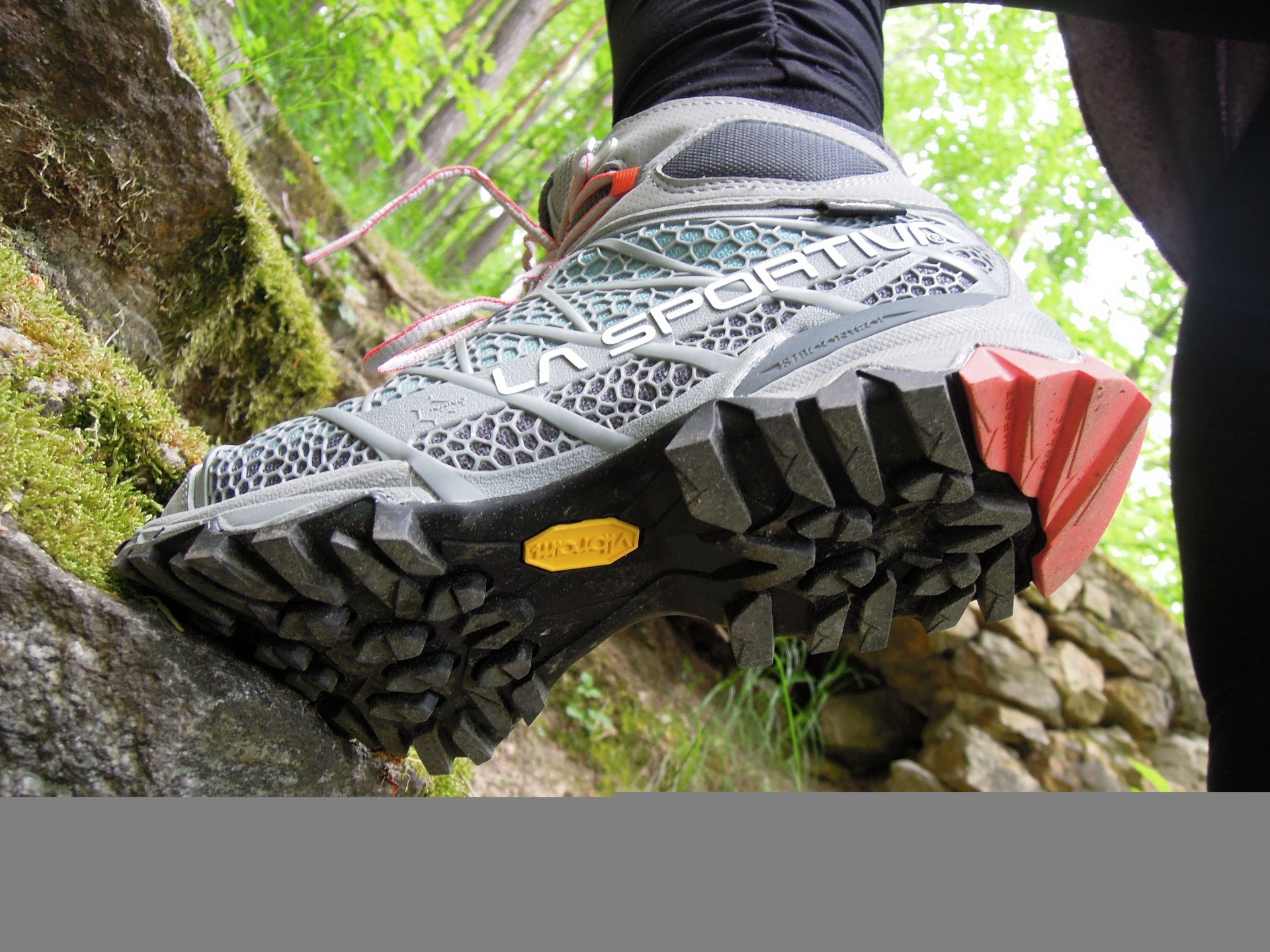 Boty i přes svou lehkost mají výbornou trakci