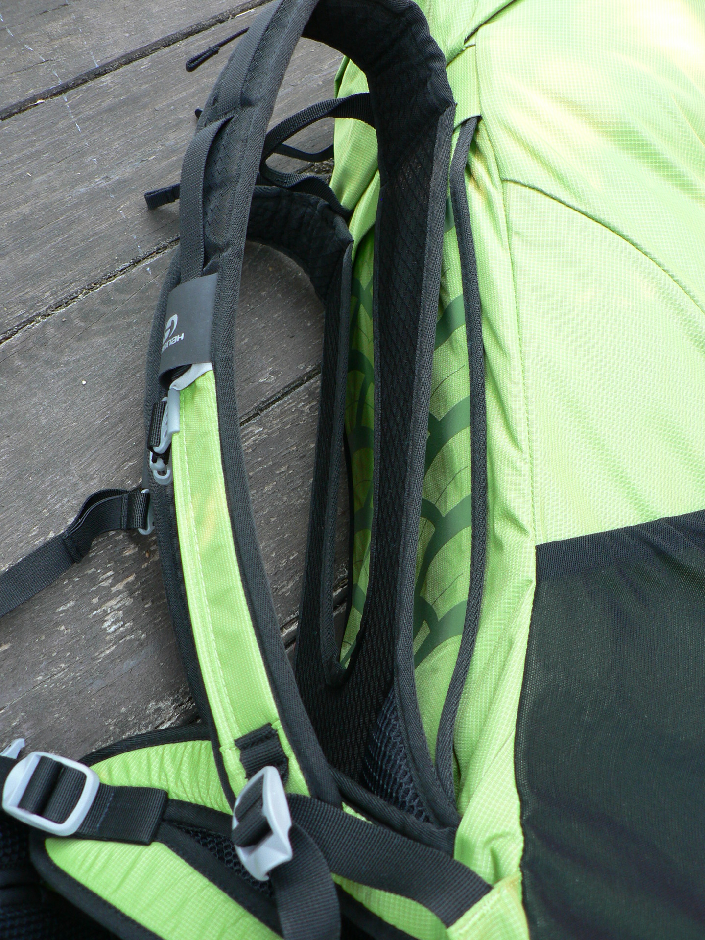 Zádový systém Air Lite má výborné odvětrávací vlastnosti...