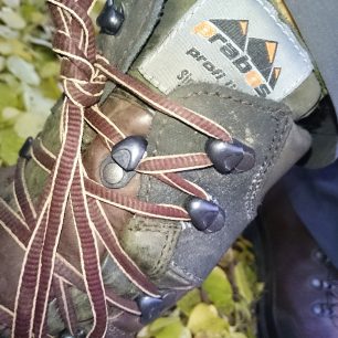 Šněrování - detail