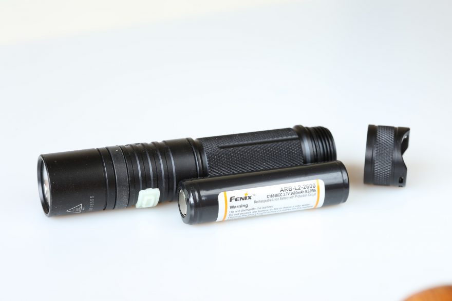 Vyměnitelný nabíjecí akumulátor