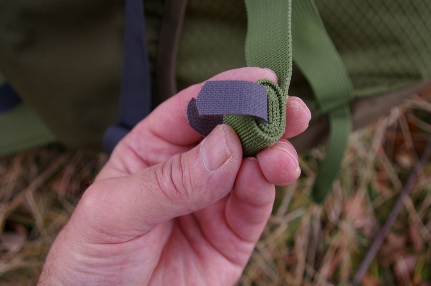 Uzavírání stočeného popruhu