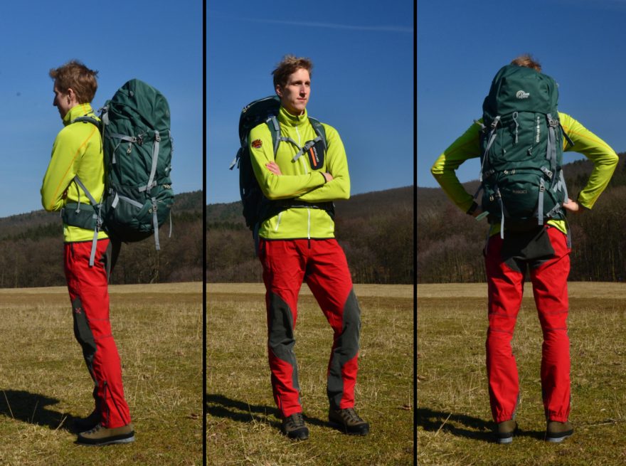 Jak batoh sed í a vypadá na zádech ze všech stran