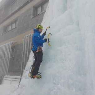 Nácvik lezecké techniky.