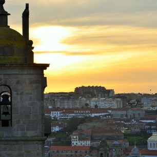 Západ slunce nad Portem, Portugalsko