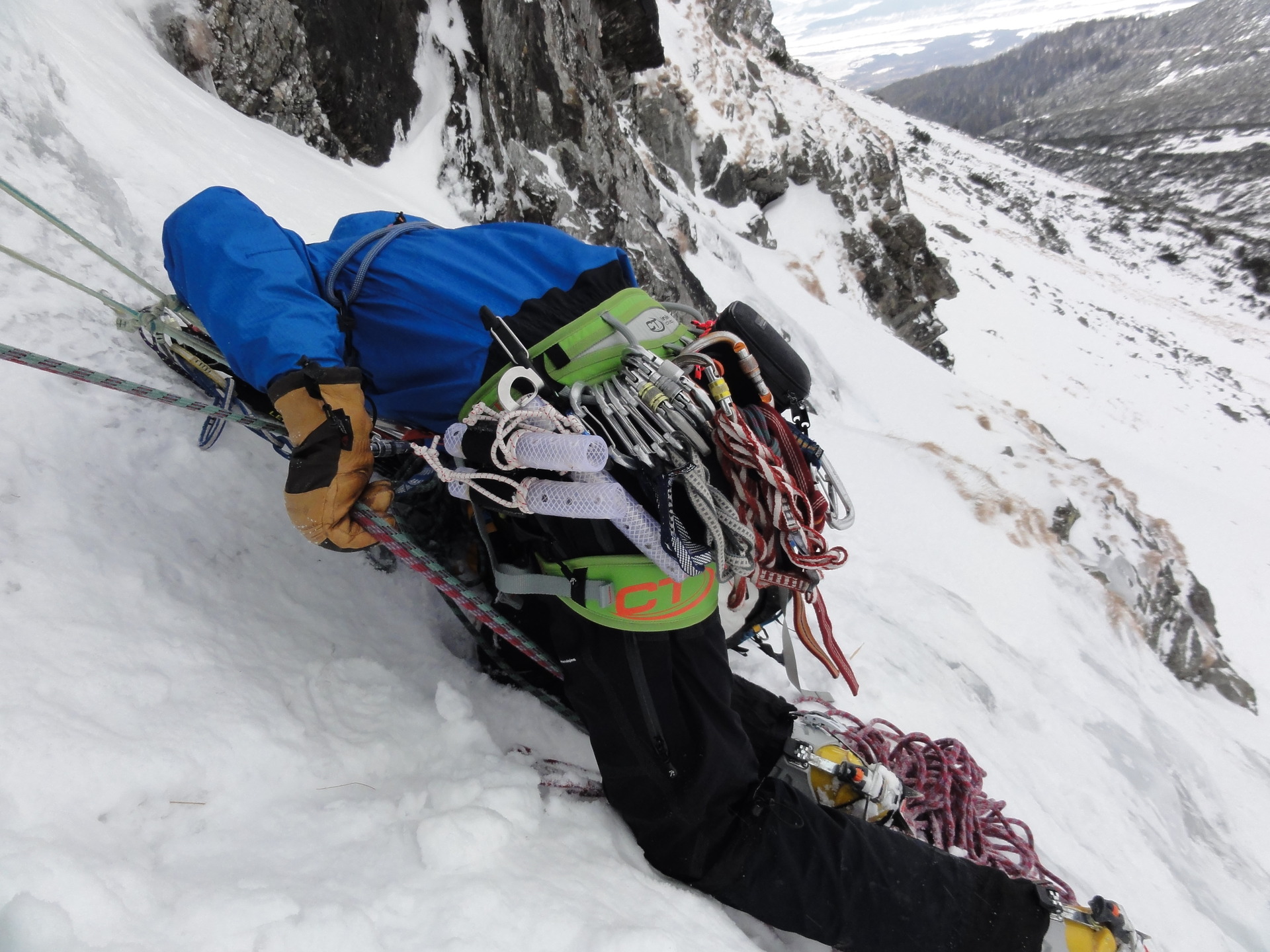 sedák Ascent toho hodně unese