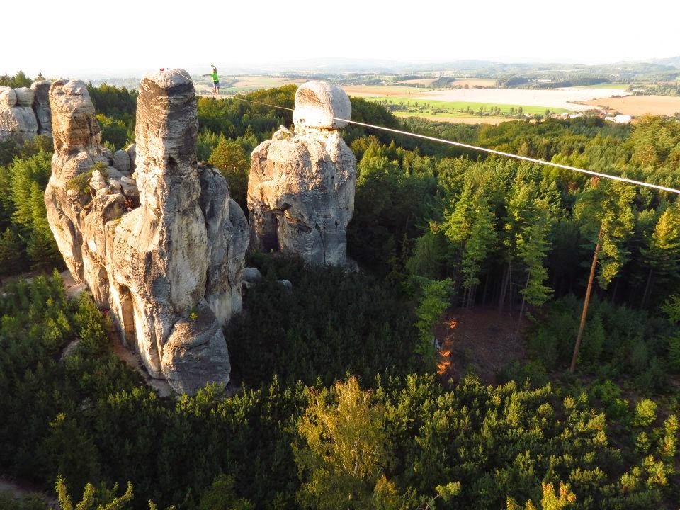 Danny Menšík v dubnu ustavil světový rekord v délce highline
