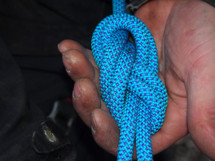 Malý průměr dovoluje dobré zatažení uzlu.