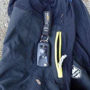 Kapsa vs. klíče od auta.