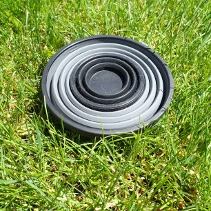 Složený panák a hrneček.