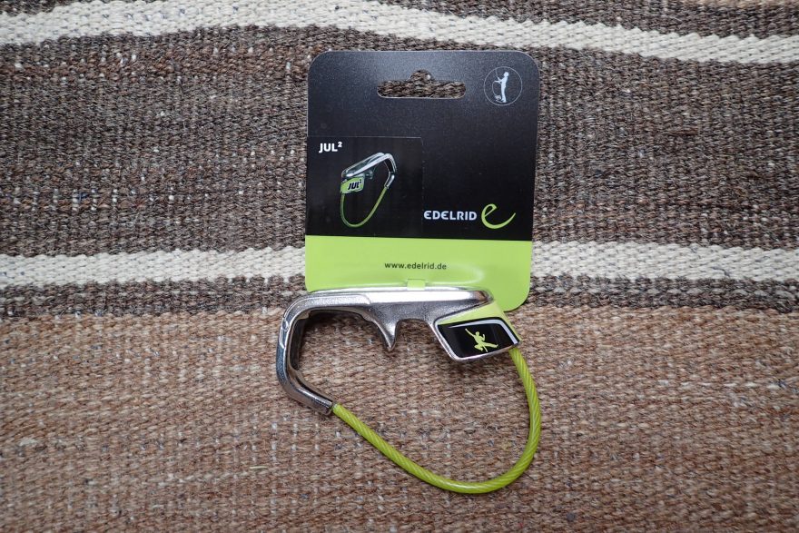 Balení jistítka JUL2 - přední strana.