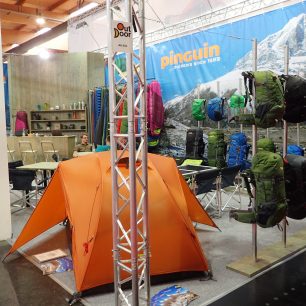 Prezentace značky Pinguin včetně nových stanů Gemini.