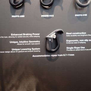 BLACK DIAMOND jistítko PIVOT v číslech.