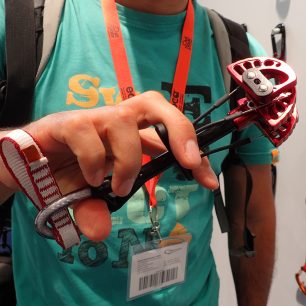 BLACK DIAMOND prezentoval i svou novou sadu lehkých friendů jako CAMALOT Ultralight.