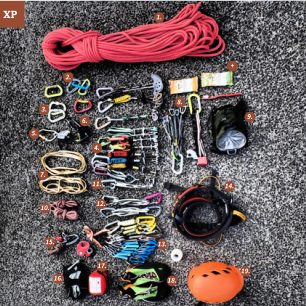 Kompletní lezecké vybavení pro skalního experta. Pro člověka, kterému je lezení smyslem života.
