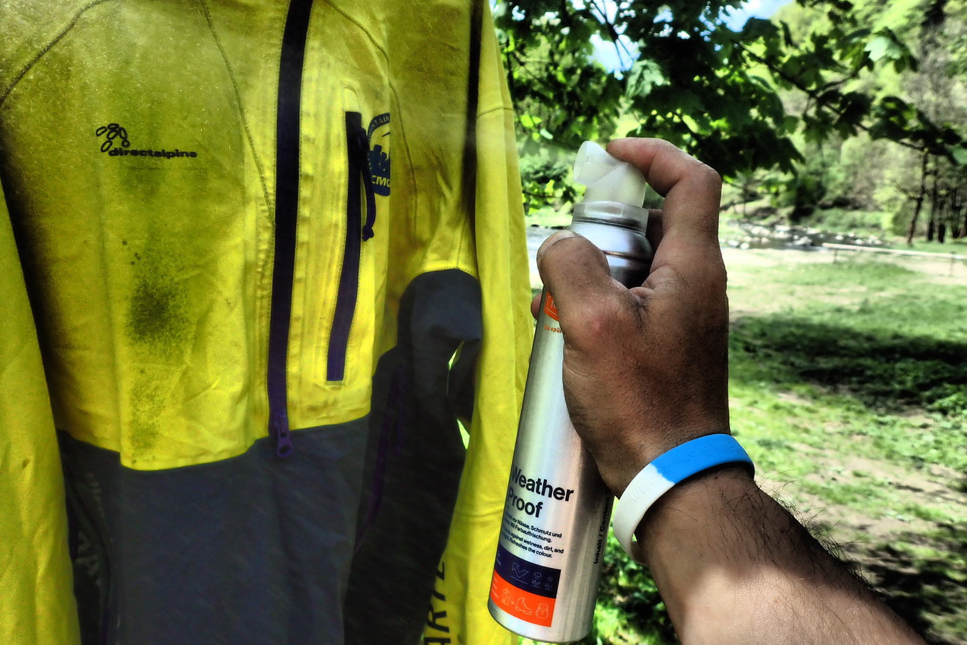 Nanášení Weather Proofera bez nasazeného rozprašovače.