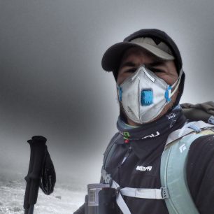 WOOLIFE na Damavandu ve výšce  5400 m. Tedy cca 300 metrů pod vrcholem Damavandu.