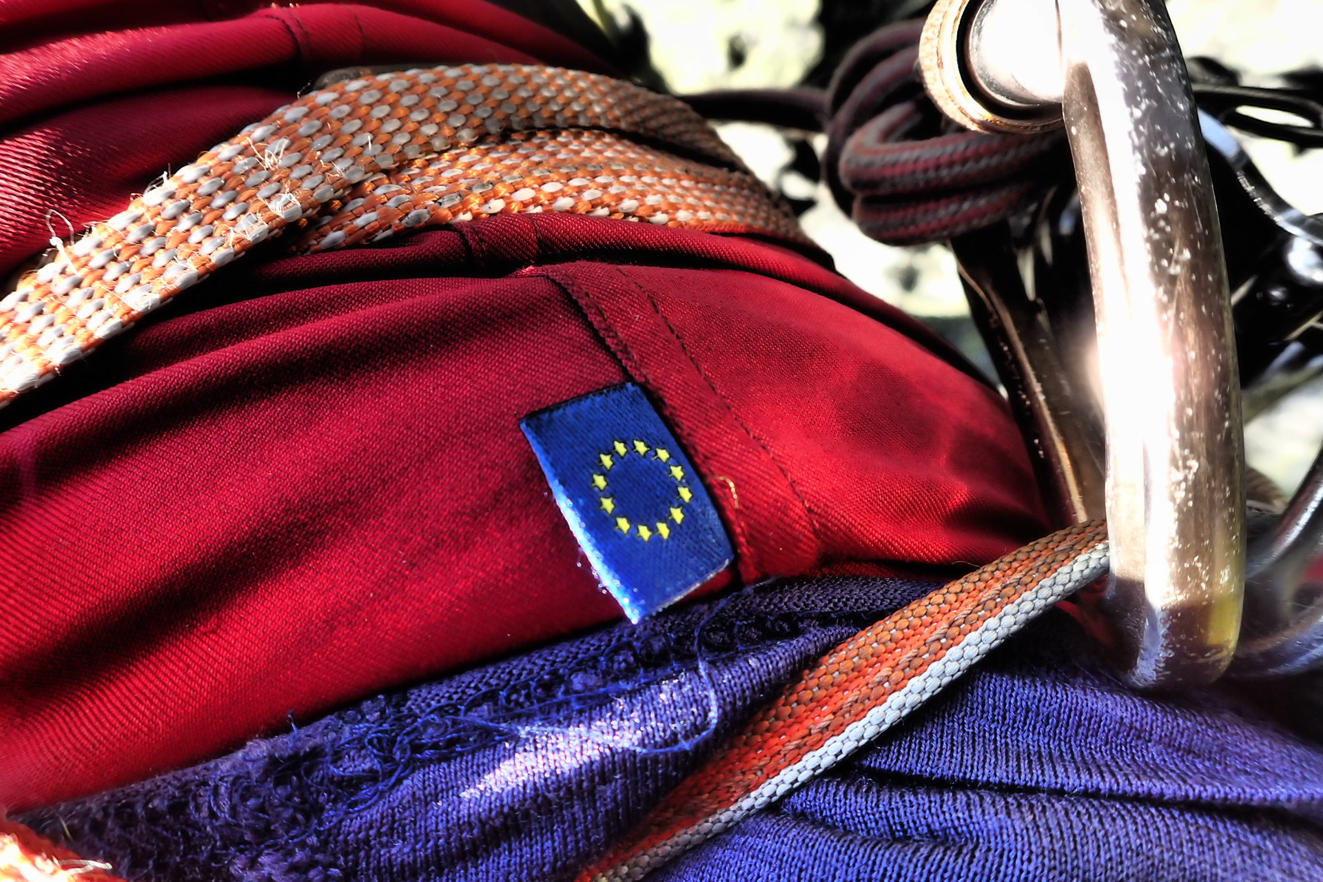 Kalhoty Direct Alpine Mountainer Cargo jsou vyrobeny v EU.