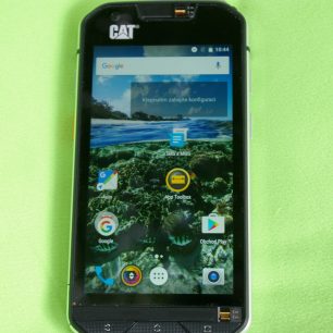 Uživatelská obrazovka telefonu CAT S60.