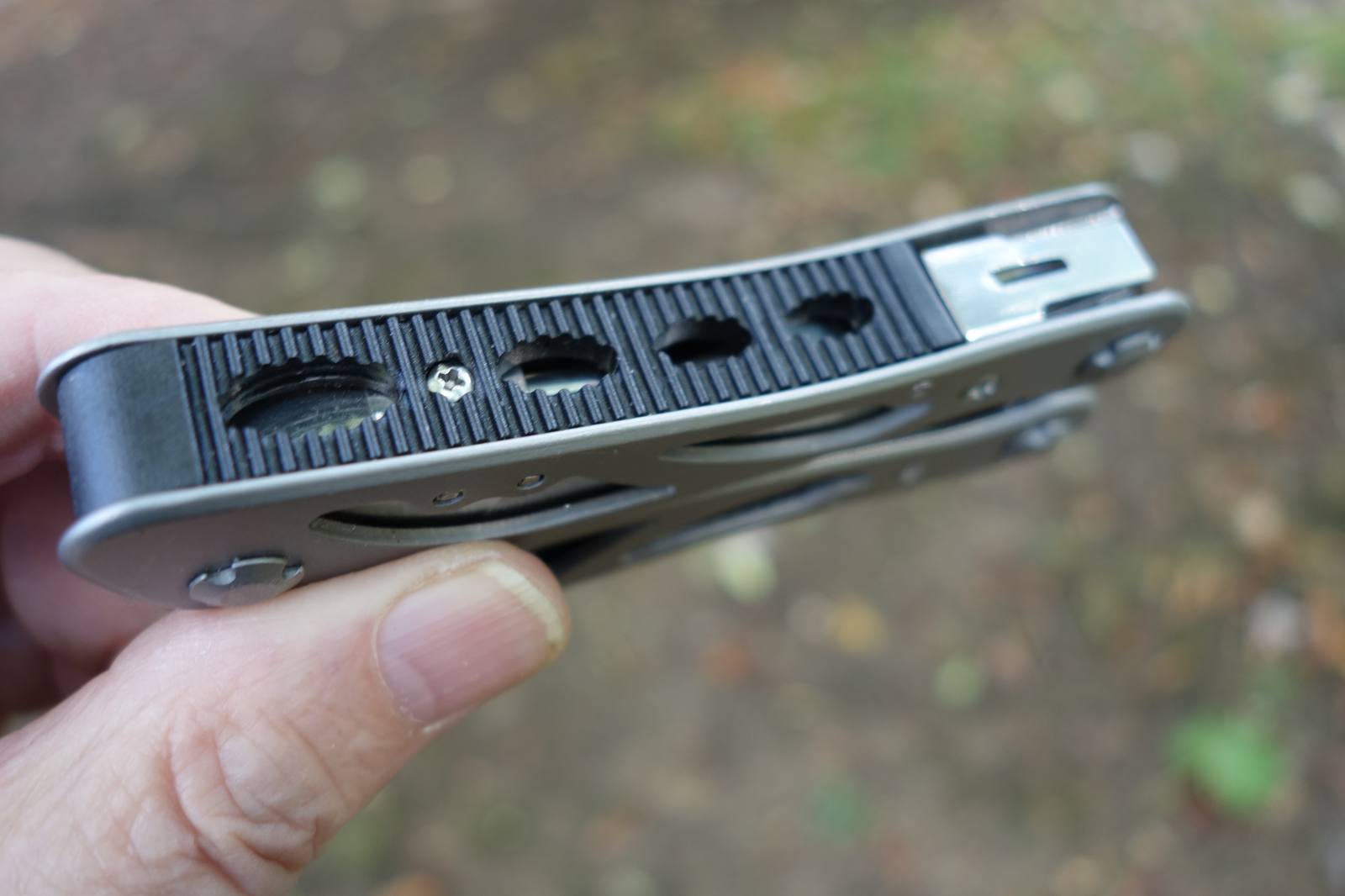 Plastová bočnice nářaďového nože BaseTech.