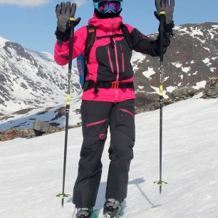 Oka Trigger Loop "volně" drží skialpové hole