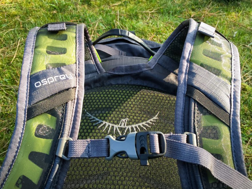 Komfortní zádový systém s hrudním popruhem