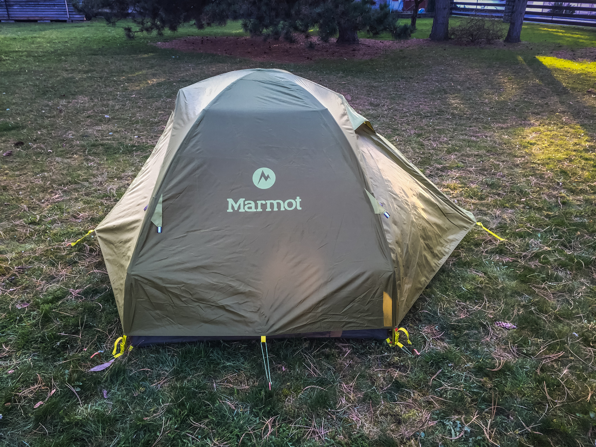 Rozdílná velikost předsíněk.