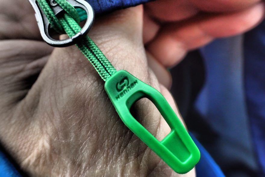 Táhlo hlavního spirálového zipu bundy HANNAH Haken.