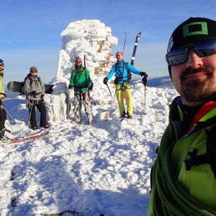 S bundou HELLY HANSEN Odin 9 Worlds Jkt na Vysokém kole v Krkonoších.