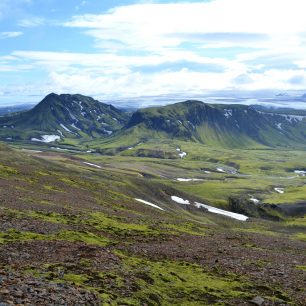 Trek skrz islandské Duhové hory.