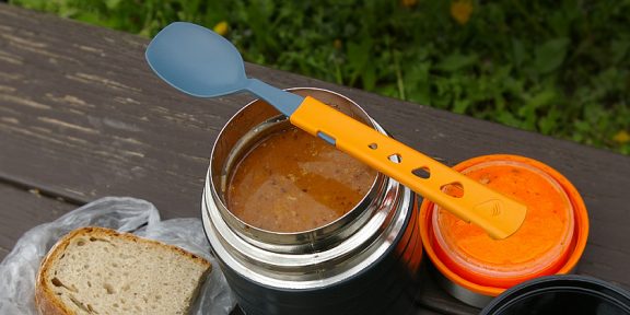 Recenze: Termoska Esbit Majoris pro mnohočetné využití