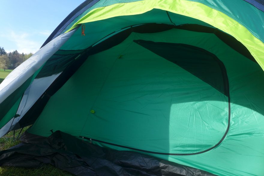 Pohled do předsíňky