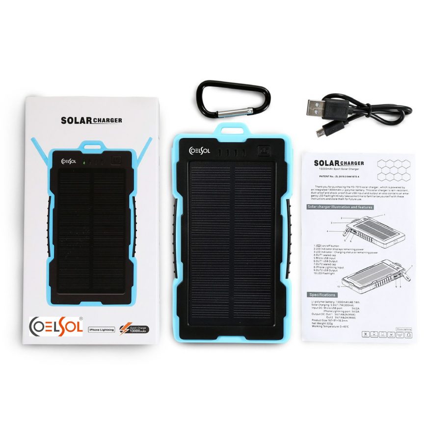 Solární power banka Coelsol Bank SPB13 s příslušenstvím.
